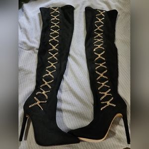 J.Lo Jennifer Lopez Ayana otk over the knee boot black gold chain